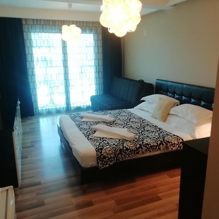 Apartments And Rooms Grand Palazzo Будва Екстериор снимка