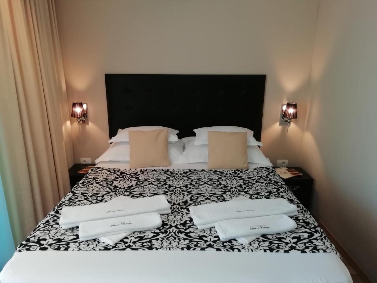 Apartments And Rooms Grand Palazzo Будва Екстериор снимка